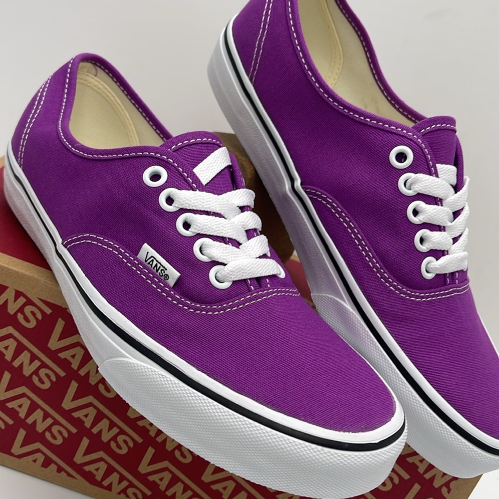 Vans WMNS Purple Canvas Sneakers Waffle Sole Authentic
Color Theory Willowherb - Picture 6 of 16